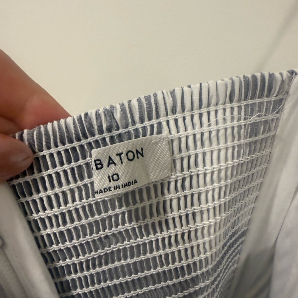 Aritzia Technique Poplin Dress V-neck cotton poplin maxi dress - size 10 - Picture 5 of 5